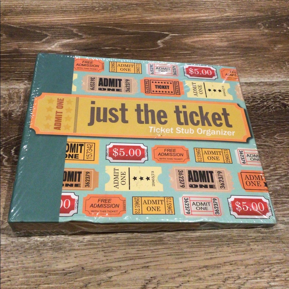 Ticket stub organizer
